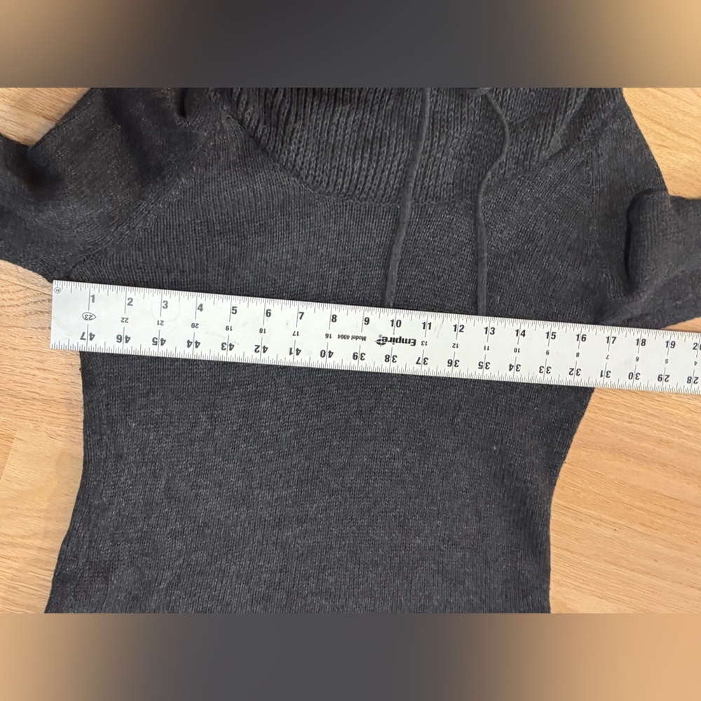 Columbia Gray Cowl Neck Sweater Small - Picture 8 of 9